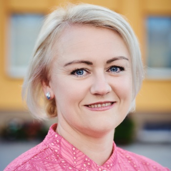 Mgr. Karin Kulčárová