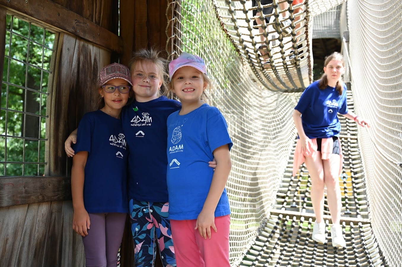 SOUROZENECKÁ SKUPINA \n pro zdravé sourozence